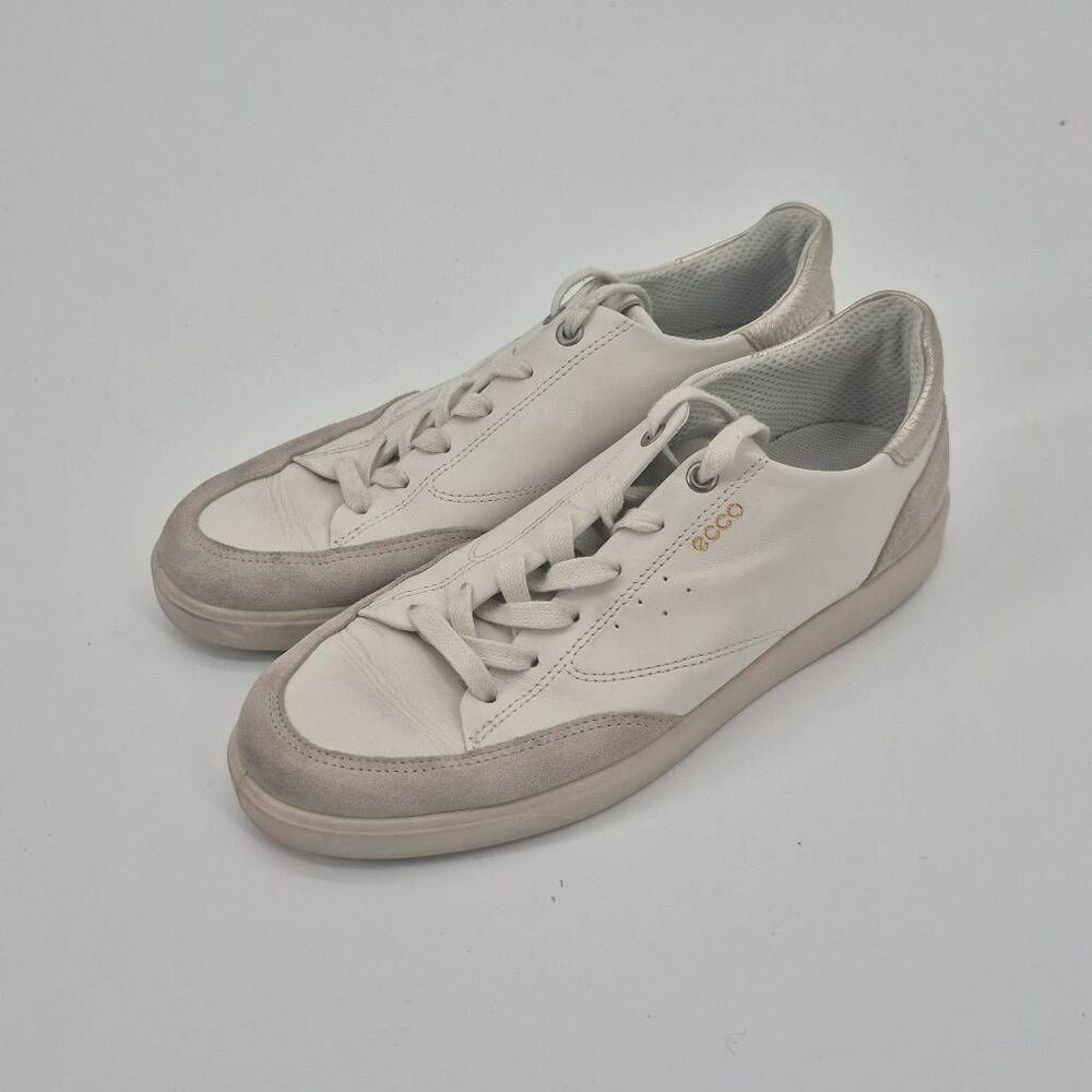 ECCO Women’s Street Lite Court White Sneaker Size 8.5